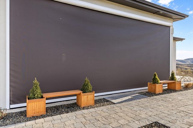 19011 N Eaglestone Pl, Boise, ID 83714