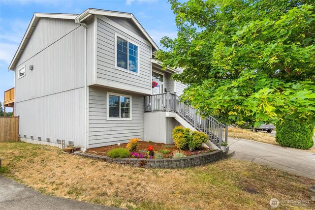 14864 89th Avenue SE, Yelm, WA 98597