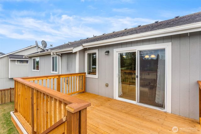14864 89th Avenue SE, Yelm, WA 98597