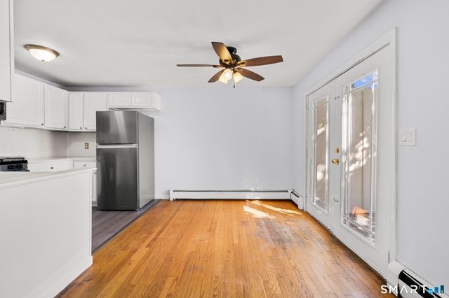 21 Chapman Street, Newington, CT 06111