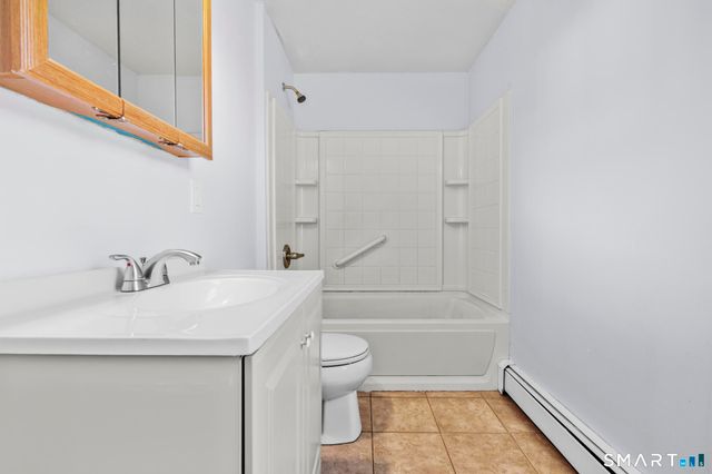 21 Chapman Street, Newington, CT 06111