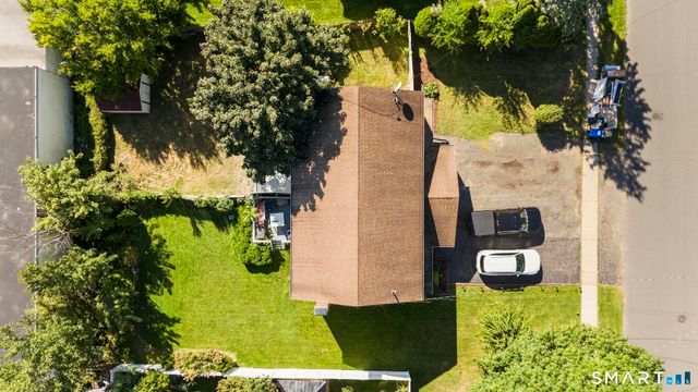21 Chapman Street, Newington, CT 06111