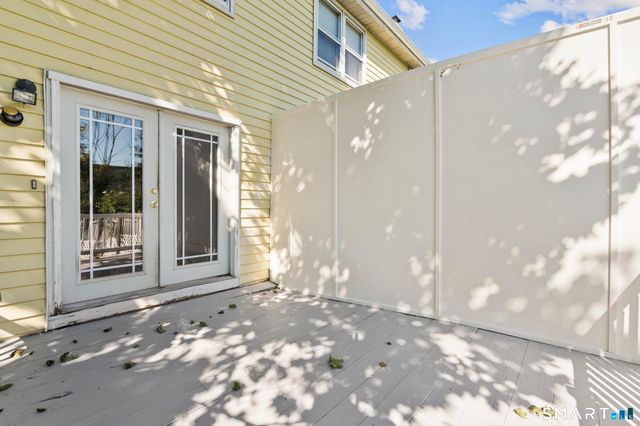 21 Chapman Street, Newington, CT 06111
