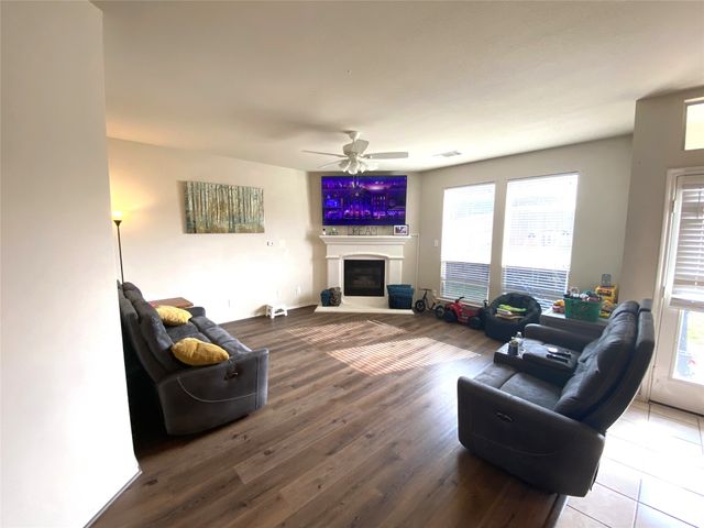 6037 Horse Trap Drive, Fort Worth, TX 76179