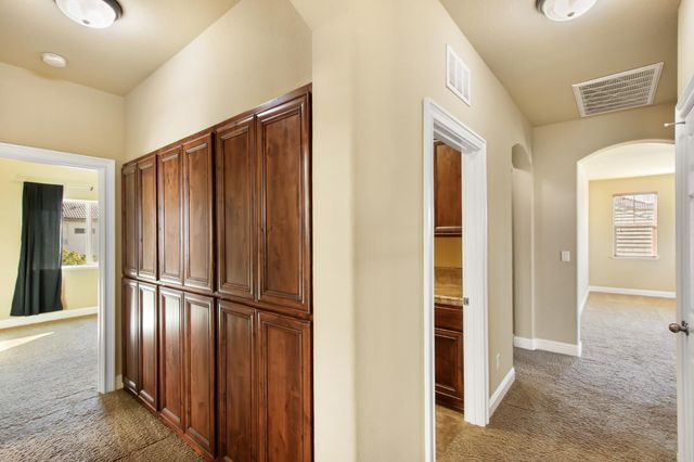 2773 Miramar Ln, Lincoln, CA 95648