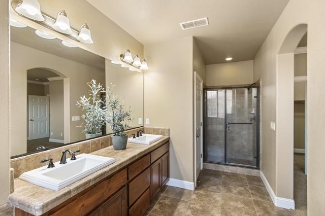 2773 Miramar Ln, Lincoln, CA 95648