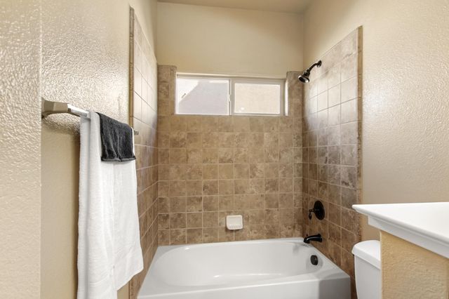 2773 Miramar Ln, Lincoln, CA 95648