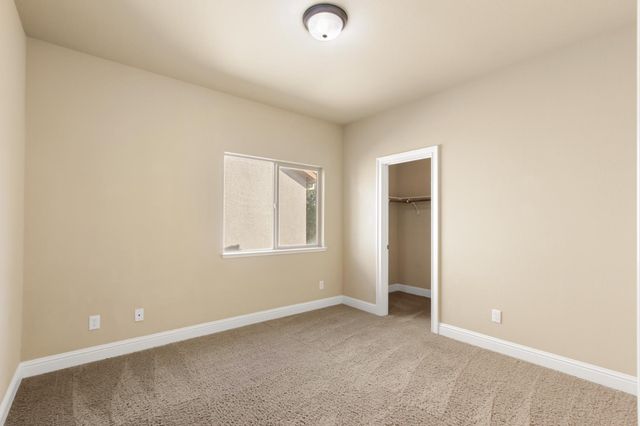 2773 Miramar Ln, Lincoln, CA 95648