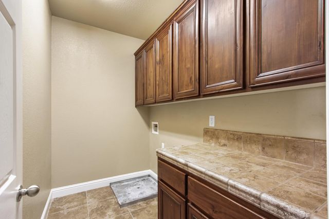 2773 Miramar Ln, Lincoln, CA 95648