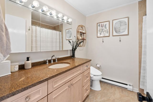 168 Belltown Road 15, Stamford, CT 06905
