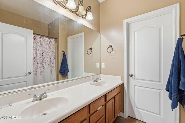 3605 S DANIELSON Way, Chandler, AZ 85286