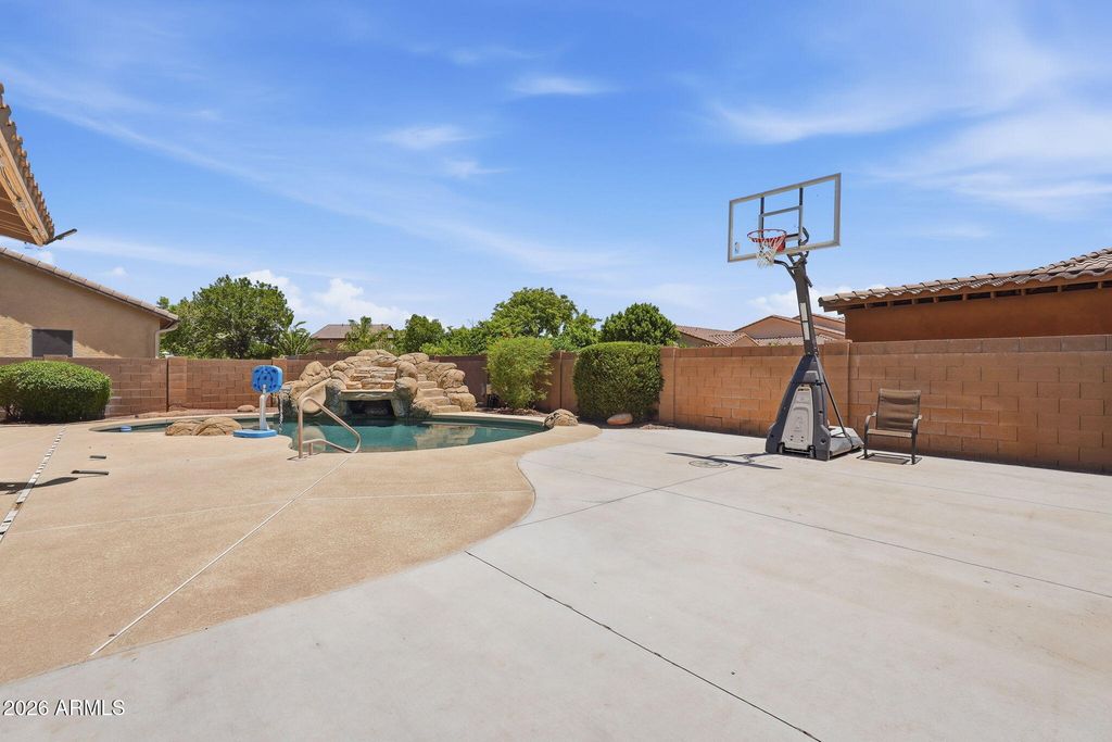 3605 S DANIELSON Way, Chandler, AZ 85286 — photo 5