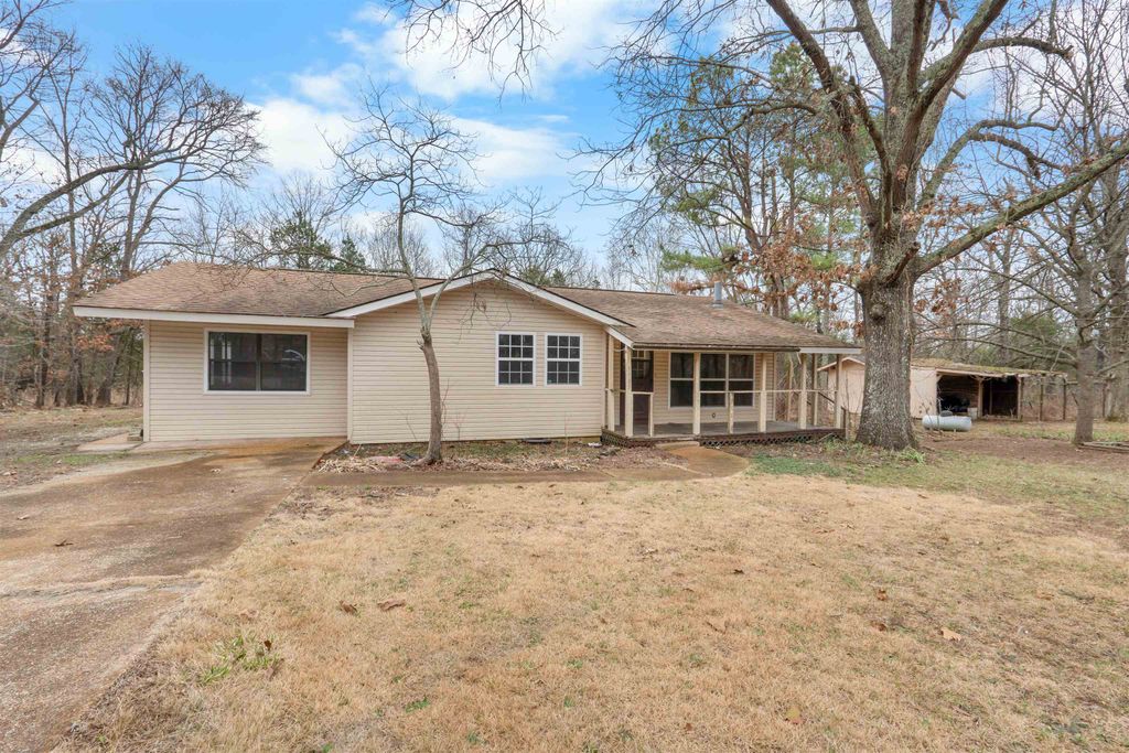 1105 Prairie Drive, Horseshoe Bend, AR 72512