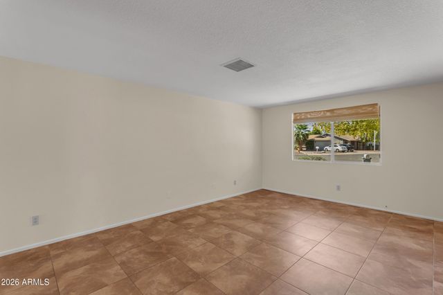 1124 W NOPAL Place, Chandler, AZ 85224