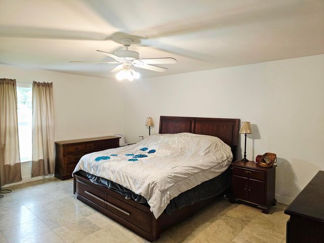 17610 76th Street N, Loxahatchee, FL 33470