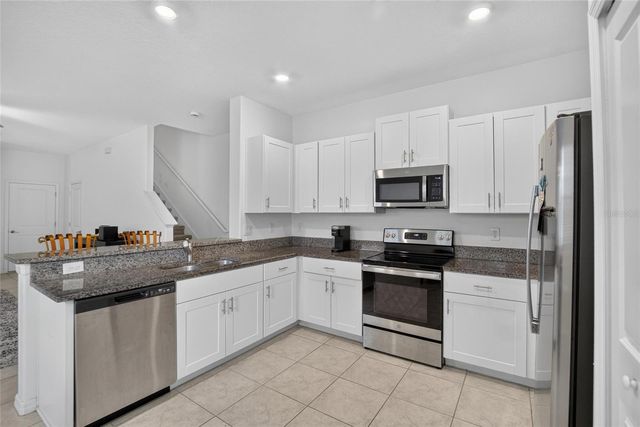 2597 CHARLAN, Holiday, FL 34690