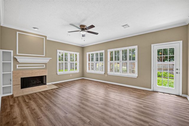1502 Beechurst Court, Houston, TX 77062