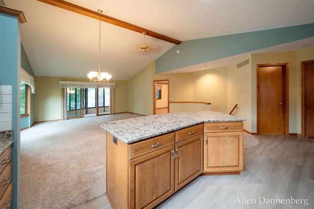 1946 Lakeview Drive, Zeeland, MI 49464