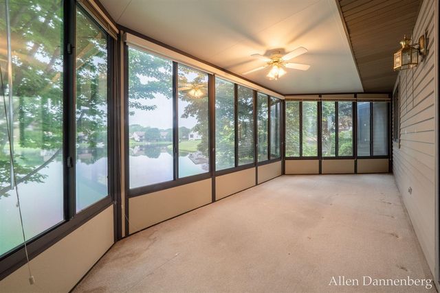 1946 Lakeview Drive, Zeeland, MI 49464