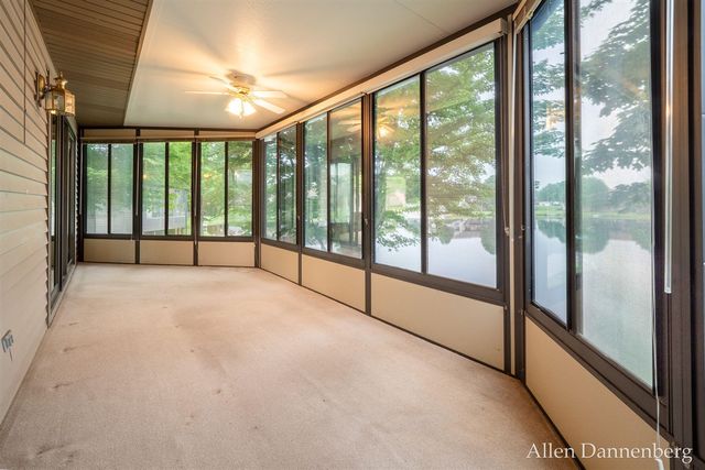 1946 Lakeview Drive, Zeeland, MI 49464