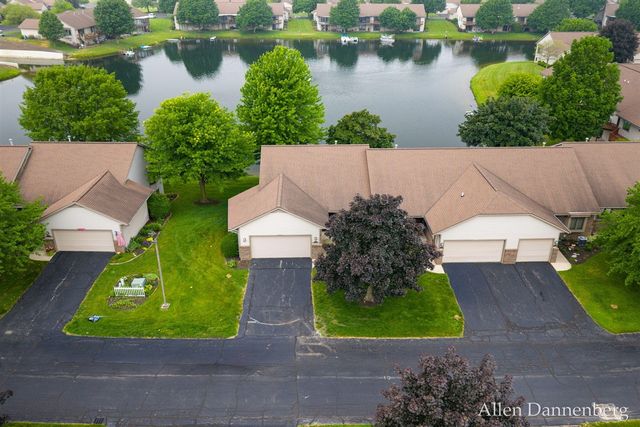 1946 Lakeview Drive, Zeeland, MI 49464