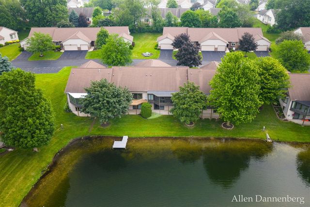 1946 Lakeview Drive, Zeeland, MI 49464