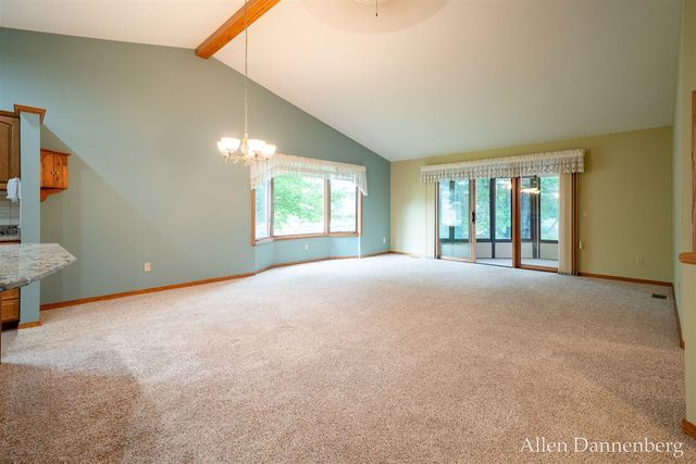 1946 Lakeview Drive, Zeeland, MI 49464