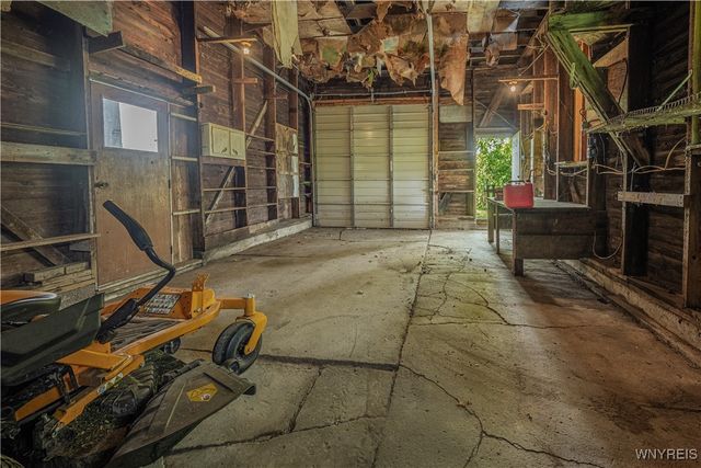 5361 Hollenbeck Road, Royalton, NY 14094