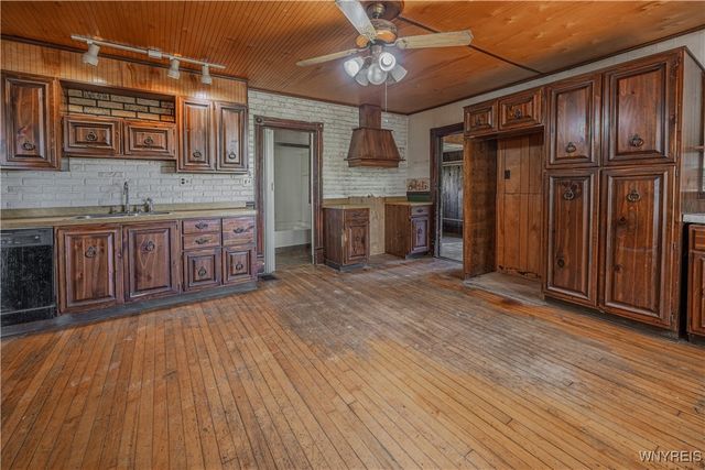 5361 Hollenbeck Road, Royalton, NY 14094