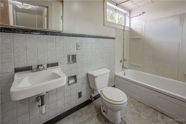 5361 Hollenbeck Road, Royalton, NY 14094