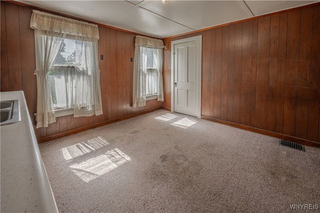 5361 Hollenbeck Road, Royalton, NY 14094