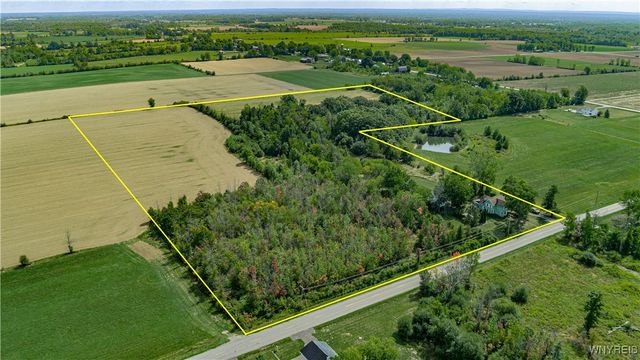 5361 Hollenbeck Road, Royalton, NY 14094