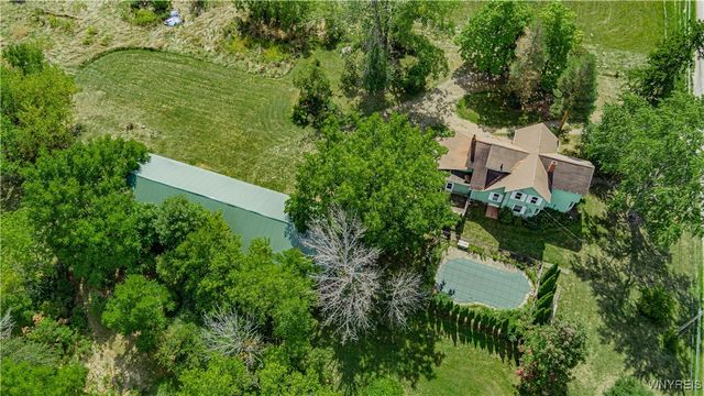 5361 Hollenbeck Road, Royalton, NY 14094