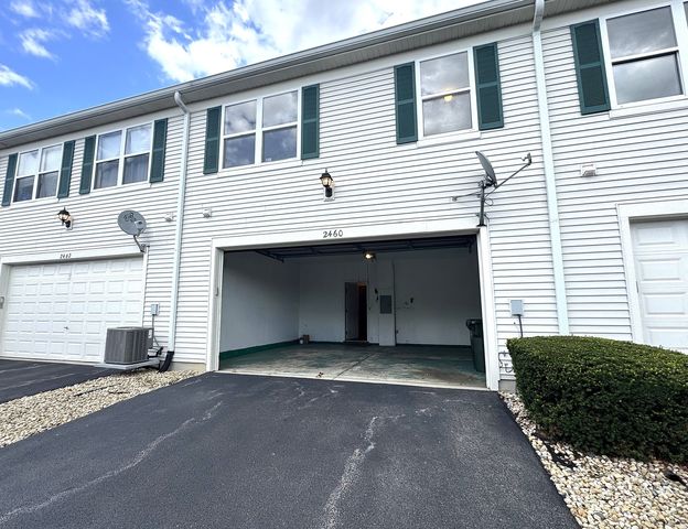 2460 Georgetown Circle, Aurora, IL 60503