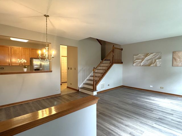 2460 Georgetown Circle, Aurora, IL 60503