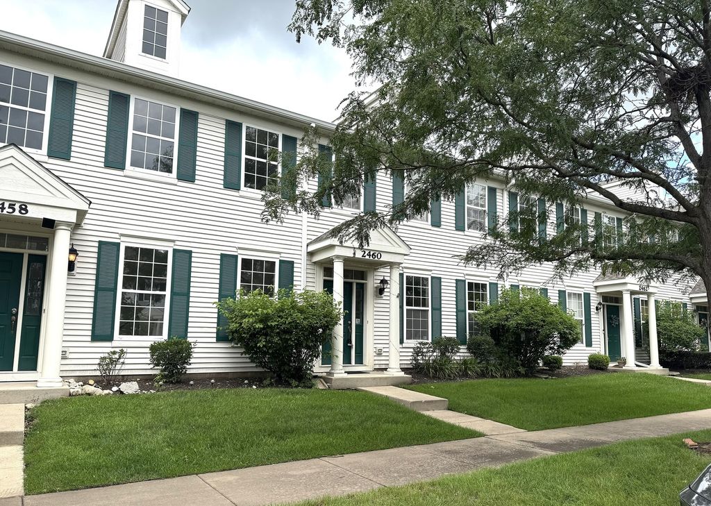 2460 Georgetown Circle, Aurora, IL 60503