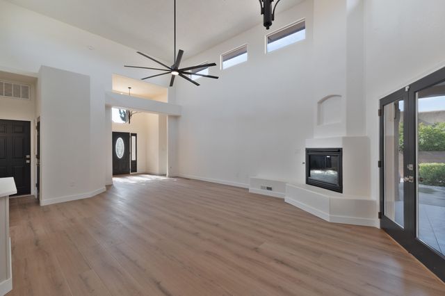 7019 Santa Marisa Street NE, Albuquerque, NM 87113