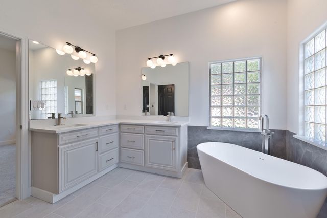 7019 Santa Marisa Street NE, Albuquerque, NM 87113