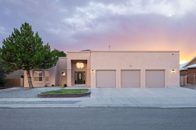 7019 Santa Marisa Street NE, Albuquerque, NM 87113