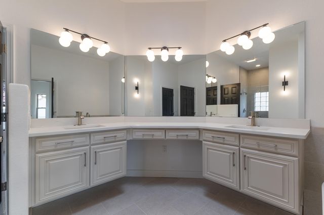 7019 Santa Marisa Street NE, Albuquerque, NM 87113