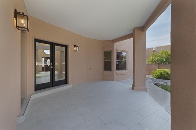 7019 Santa Marisa Street NE, Albuquerque, NM 87113