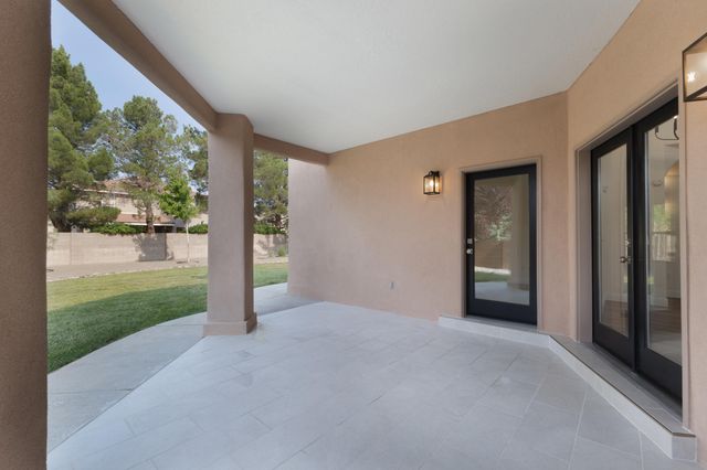 7019 Santa Marisa Street NE, Albuquerque, NM 87113
