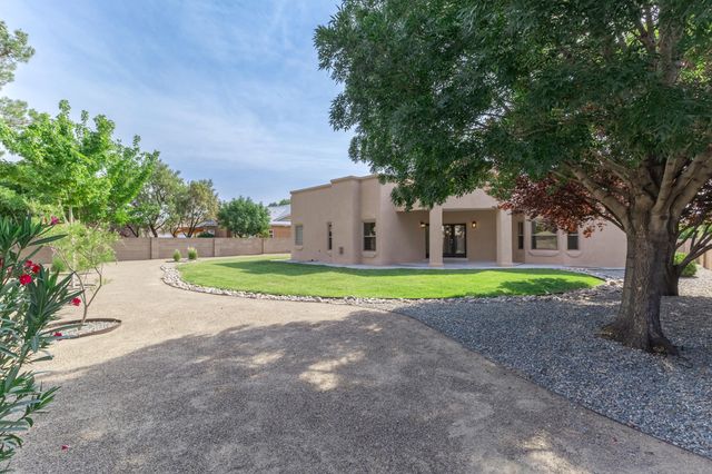 7019 Santa Marisa Street NE, Albuquerque, NM 87113