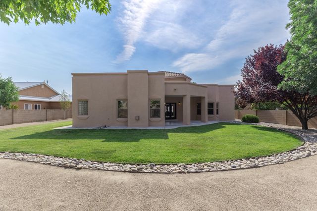 7019 Santa Marisa Street NE, Albuquerque, NM 87113