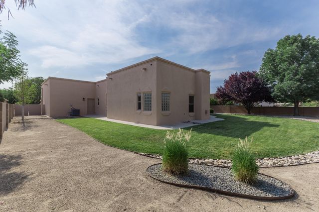 7019 Santa Marisa Street NE, Albuquerque, NM 87113