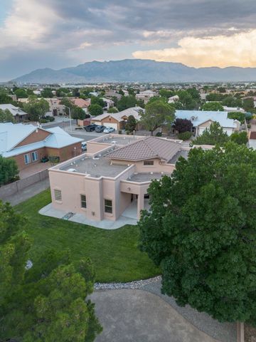 7019 Santa Marisa Street NE, Albuquerque, NM 87113