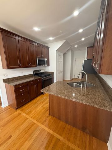 1659 Windward Court, Naperville, IL 60563