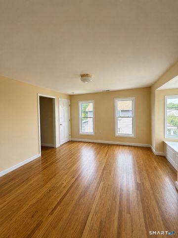 28 Davis Street 2, Danbury, CT 06810