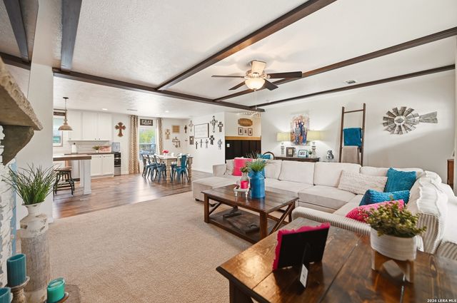 18622 County Road 5740, Castroville, TX 78009