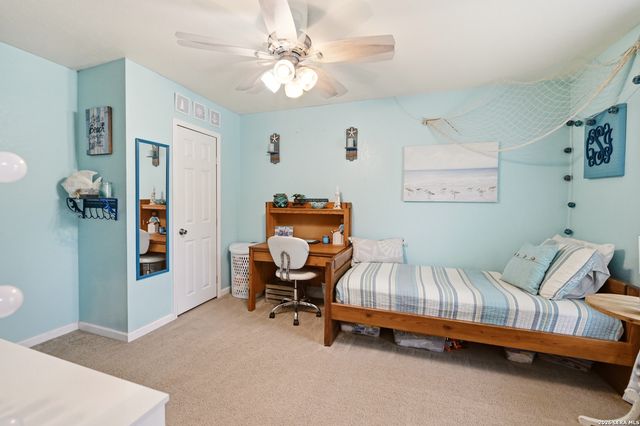 18622 County Road 5740, Castroville, TX 78009